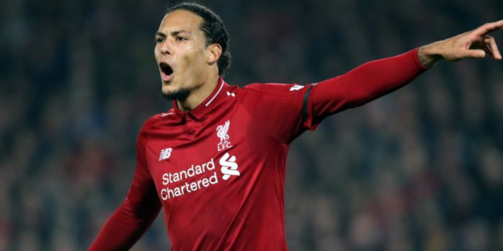 Van Dijk Terpilih Sebagai Pemain Terbaik Premier League